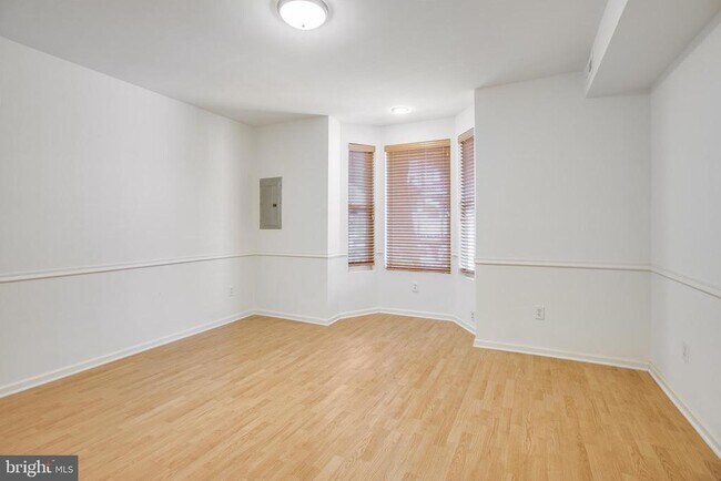 729 10th St NE in Washington, DC - Building Photo - Building Photo