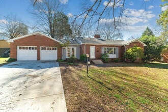 415 Hudson St in Salisbury, NC - Foto de edificio - Building Photo