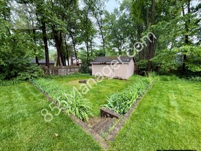 2385 Horace St in West Bloomfield, MI - Building Photo - Building Photo