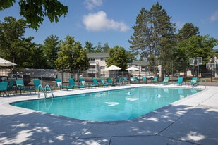 Cedar Trail Apartments in Kalamazoo, MI - Building Photo