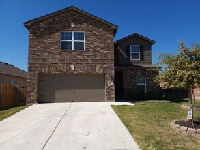 214 Independence Ave in Liberty Hill, TX - Building Photo - Building Photo