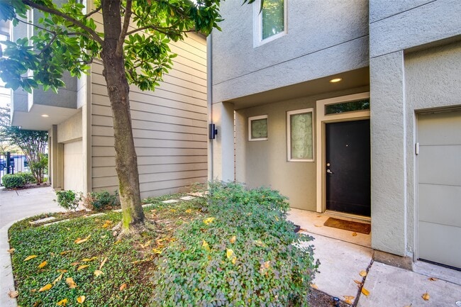 property at 4430 Center St