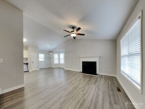 209 Remington Ct in Dallas, GA - Building Photo - Building Photo