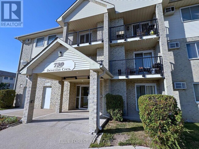 739 Deveron Crescent in London, ON - Building Photo - Building Photo