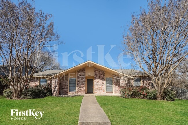 property at 3729 Dumas Trail