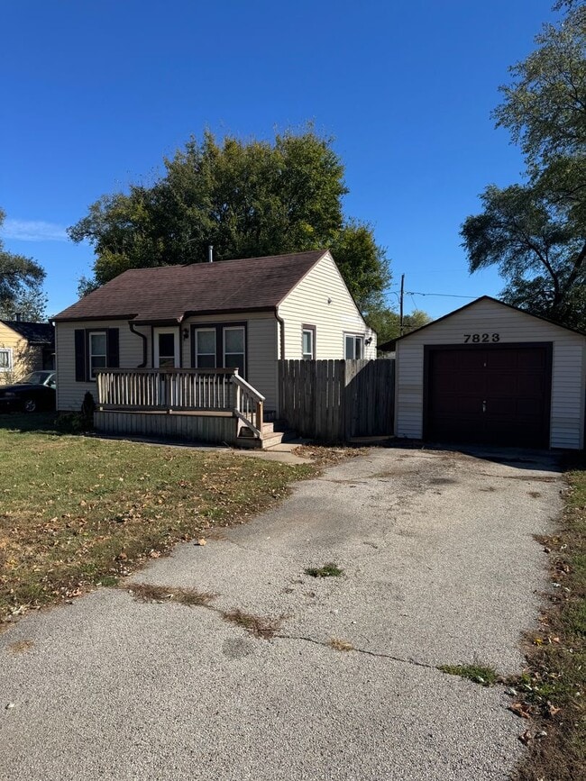 property at 7823 Spruce St