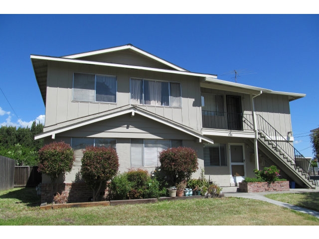 1185 Shirley Dr in Milpitas, CA - Building Photo