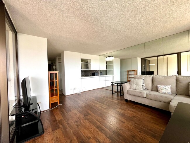 property at 1571 Piikoi St