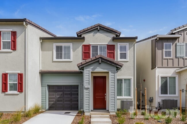 property at 2567 Gold Brk St