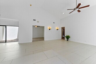 21757 Contado Rd in Boca Raton, FL - Building Photo - Building Photo