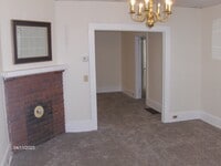 105 Cochran Rd photo'