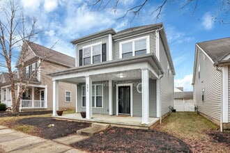 4674 Grand Strand Dr in Grove City, OH - Building Photo - Building Photo