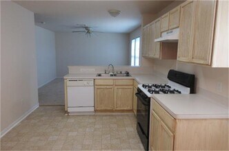 19551 Cairns Dr in Katy, TX - Building Photo - Building Photo