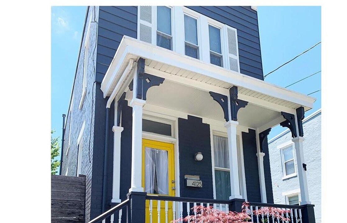 4125 Apple St in Cincinnati, OH - Building Photo
