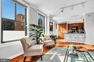 631 D St NW, Unit 533 in Washington, DC - Building Photo - Building Photo