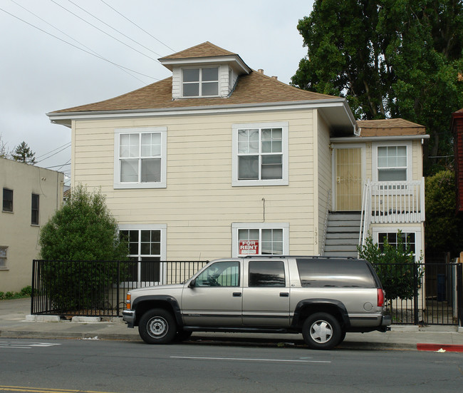 1315 Sacramento St in Vallejo, CA - Building Photo - Building Photo