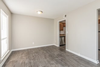 The Ridge Apartments in East Ridge, TN - Foto de edificio - Building Photo