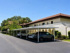 3720 El Poinier Ct in Sarasota, FL - Building Photo