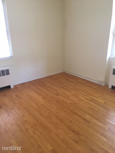 704 Fairmount Ave-Unit -Apt B in Philadelphia, PA - Building Photo - Building Photo