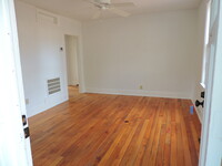 2710 Oaklawn St in Beaufort, SC - Building Photo - Building Photo