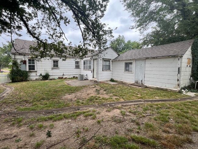 1706 W Arrowhead Pl in Stillwater, OK - Building Photo - Building Photo