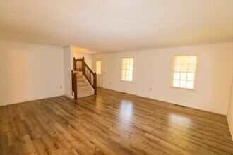 100 Lancaster Point in Statesboro, GA - Foto de edificio - Building Photo