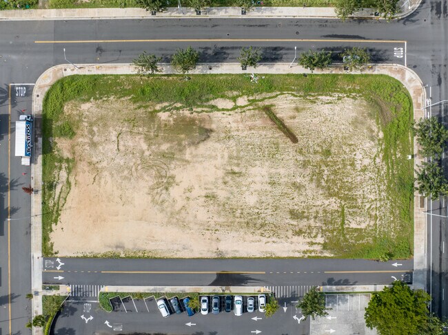 Luhauola in Kapolei, HI - Building Photo - Building Photo