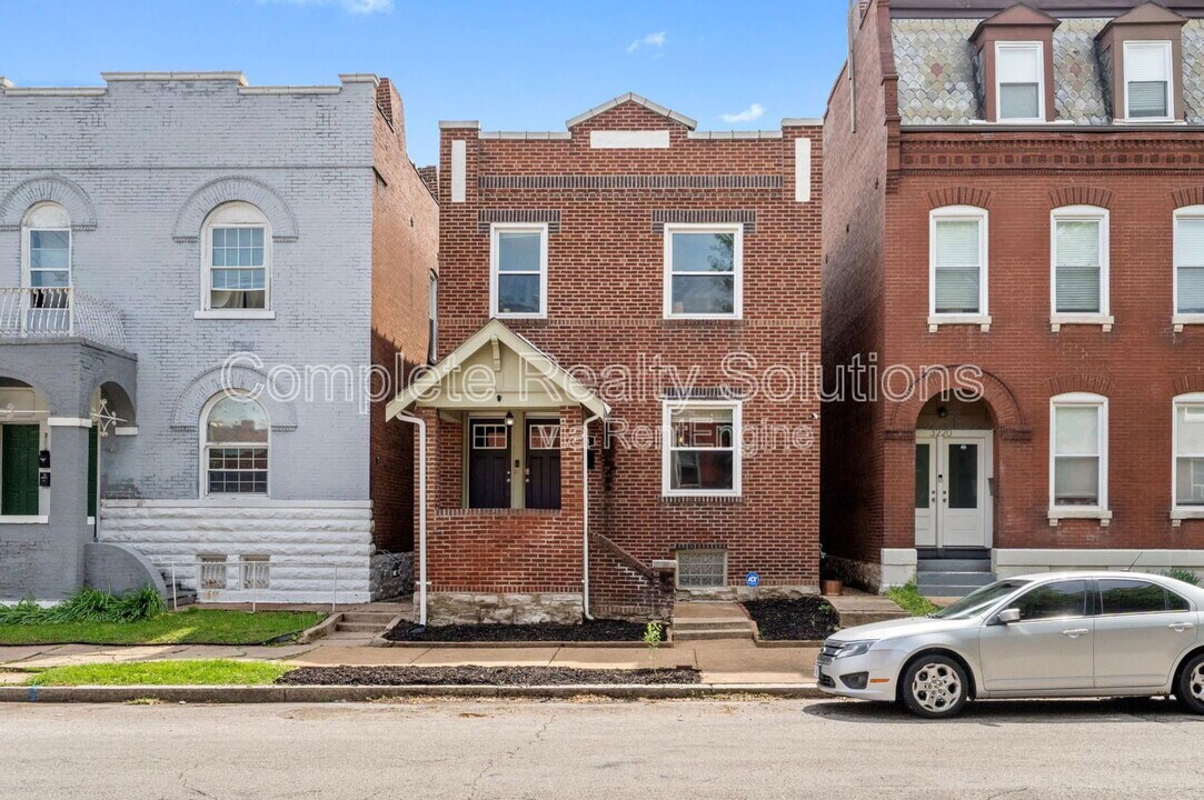 3218 Oregon Ave in St. Louis, MO - Foto de edificio