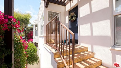 5351 Packard St, Unit 5351 in Los Angeles, CA - Building Photo - Building Photo