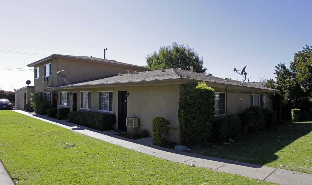 1382 Randy St in Upland, CA - Building Photo