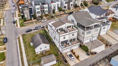 3325 Felicia St in Nashville, TN - Foto de edificio - Building Photo