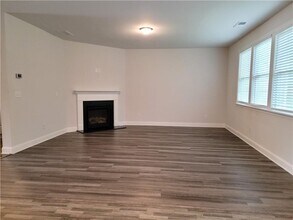 2050 Yvette Wy in Braselton, GA - Building Photo - Building Photo