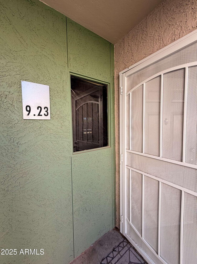 property at 1295 N Ash St