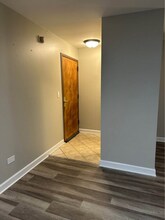 7300 Fairview Ave in Downers Grove, IL - Foto de edificio - Building Photo