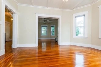 50 Bromfield Rd, Unit 1 in Somerville, MA - Foto de edificio - Building Photo