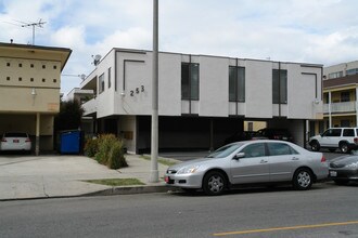 253 S Hobart Blvd in Los Angeles, CA - Building Photo - Building Photo