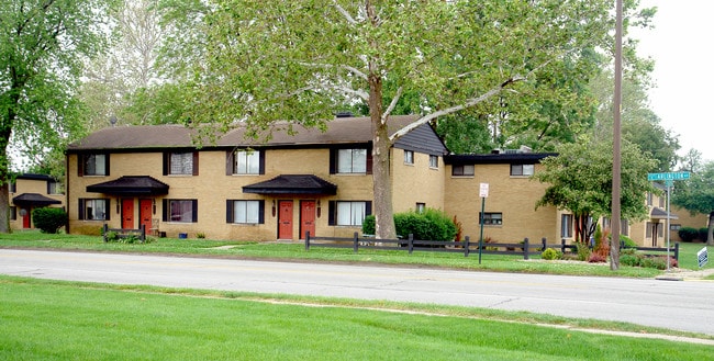 The Vistas Apartment Homes