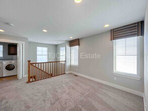 8124 E 49th Dr in Denver, CO - Building Photo - Building Photo
