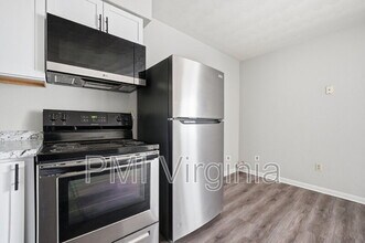 2916 Pleasant Ave in Norfolk, VA - Building Photo - Building Photo