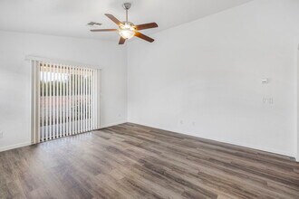 3681 N French Pl in Casa Grande, AZ - Building Photo - Building Photo