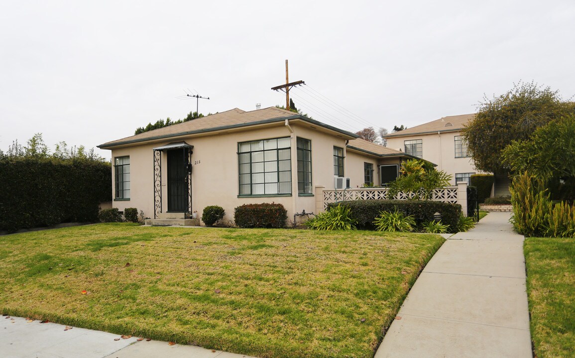 10 PREMIUM UNITS IN CENTRAL GLENDALE in Glendale, CA - Building Photo