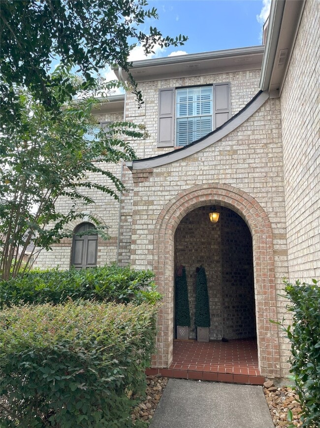 4610 Sterling Wood Way in Houston, TX - Building Photo - Building Photo