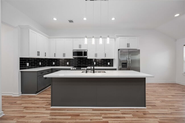 5126 Pershing St in Houston, TX - Building Photo - Building Photo