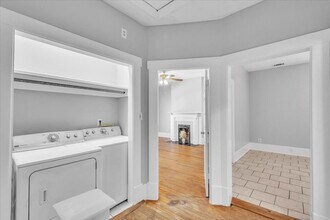 527 E 38th St in Savannah, GA - Building Photo - Building Photo