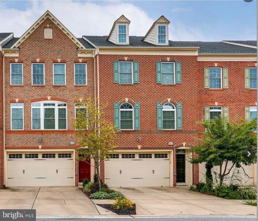 4919 Collingtons Bounty Dr in Bowie, MD - Building Photo