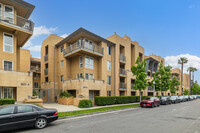 5831 Seawalk Dr in Playa Vista, CA - Building Photo - Building Photo