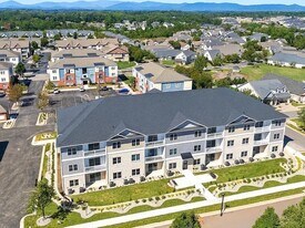 420 Capstone Dr in Lynchburg, VA - Building Photo