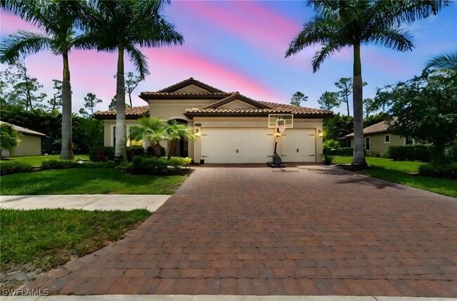 1431 Mockingbird Dr
