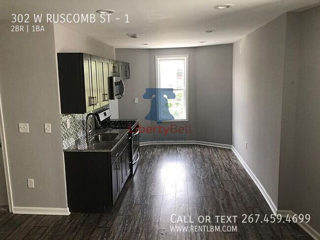 302 W Ruscomb St in Philadelphia, PA - Foto de edificio - Building Photo