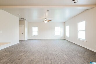 295 Ridgeview Cir in Jemison, AL - Building Photo - Building Photo